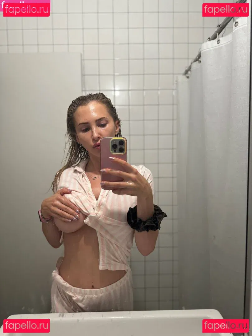 alixlynx Onlyfans Photo Gallery 