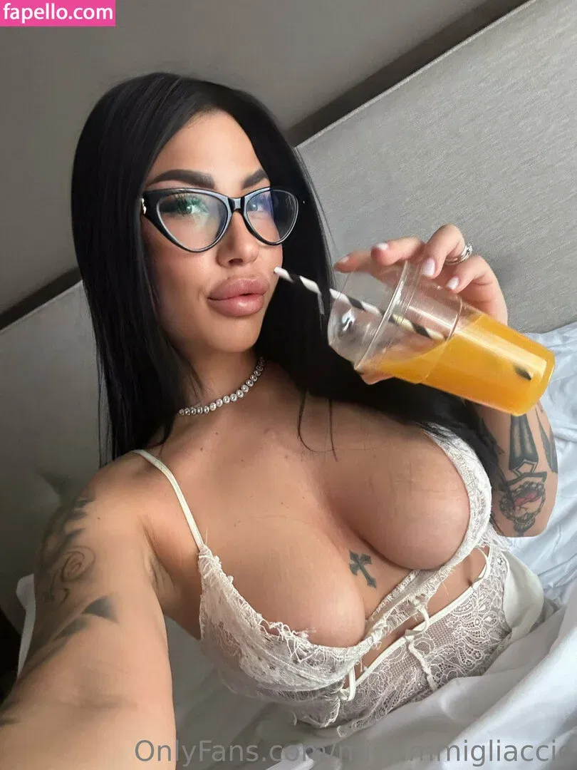miriammigliaccio Onlyfans Photo Gallery 