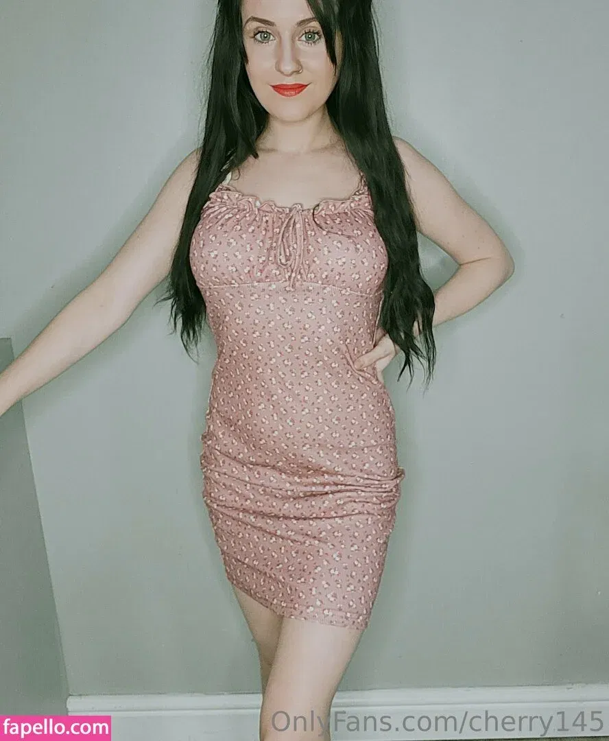 cherry145 Onlyfans Photo Gallery 