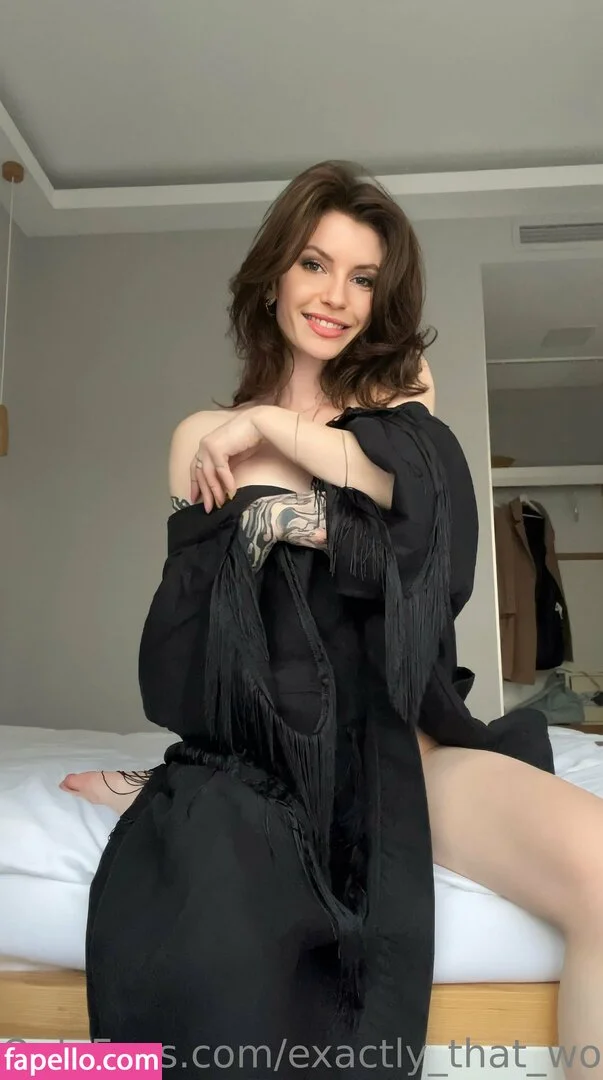 exactly_that_woman Onlyfans Photo Gallery 