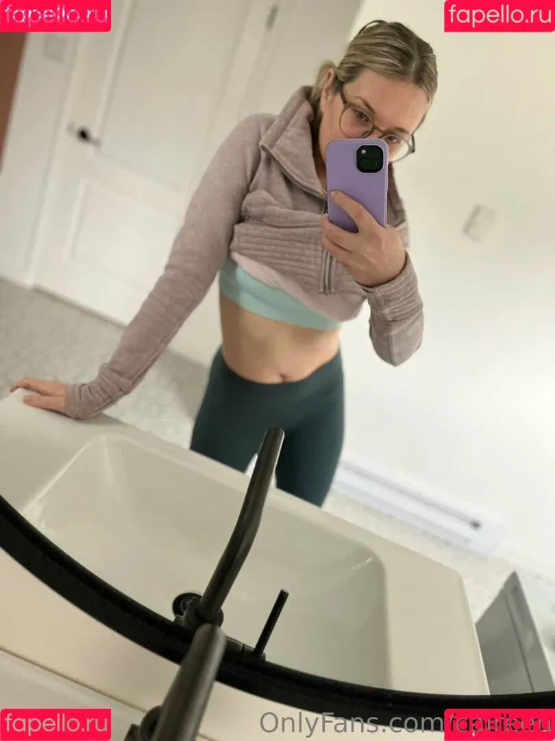 caireen Onlyfans Photo Gallery 