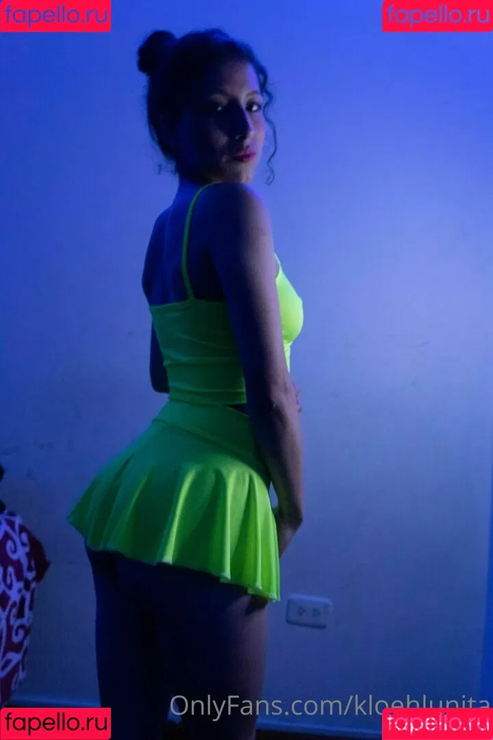 girlsweet19 Onlyfans Photo Gallery 