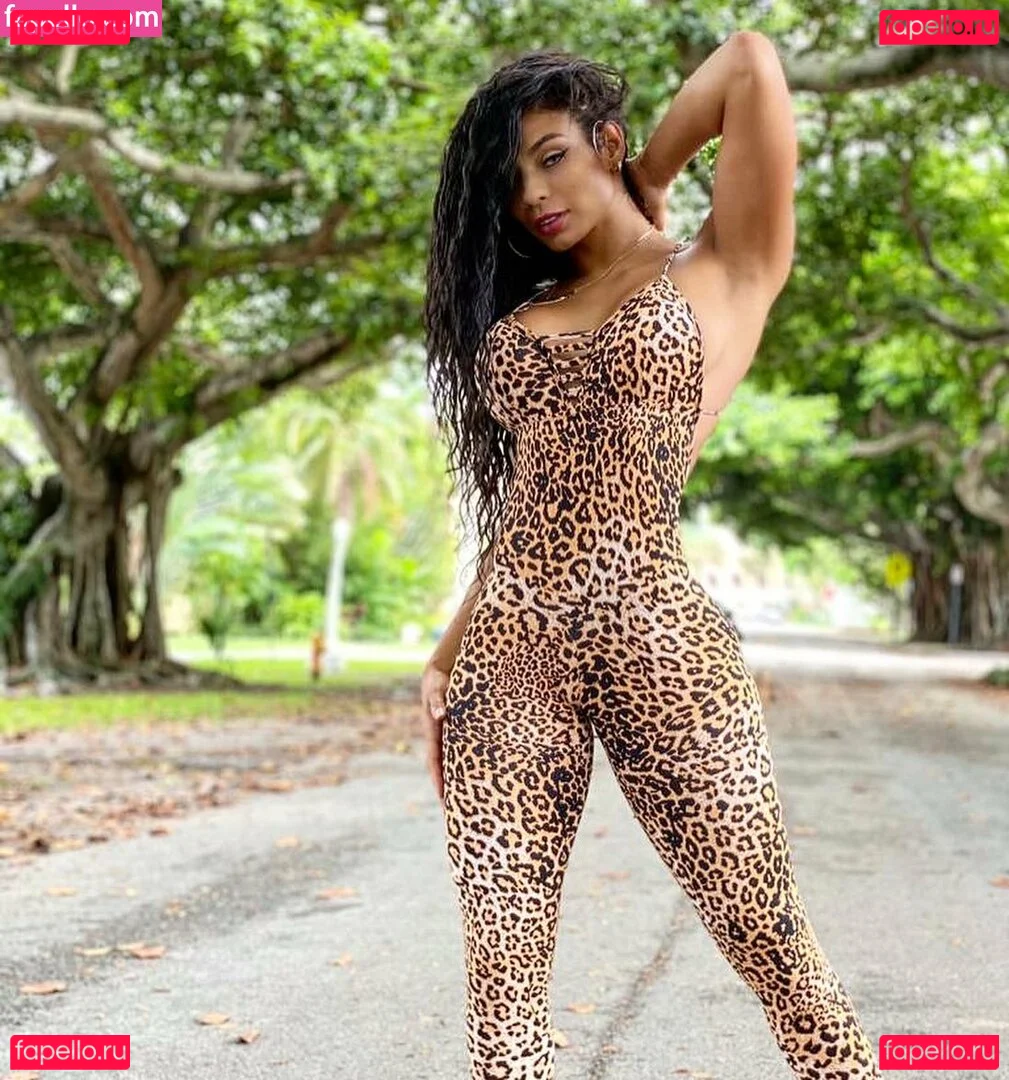 Shar-Zayn Onlyfans Photo Gallery 