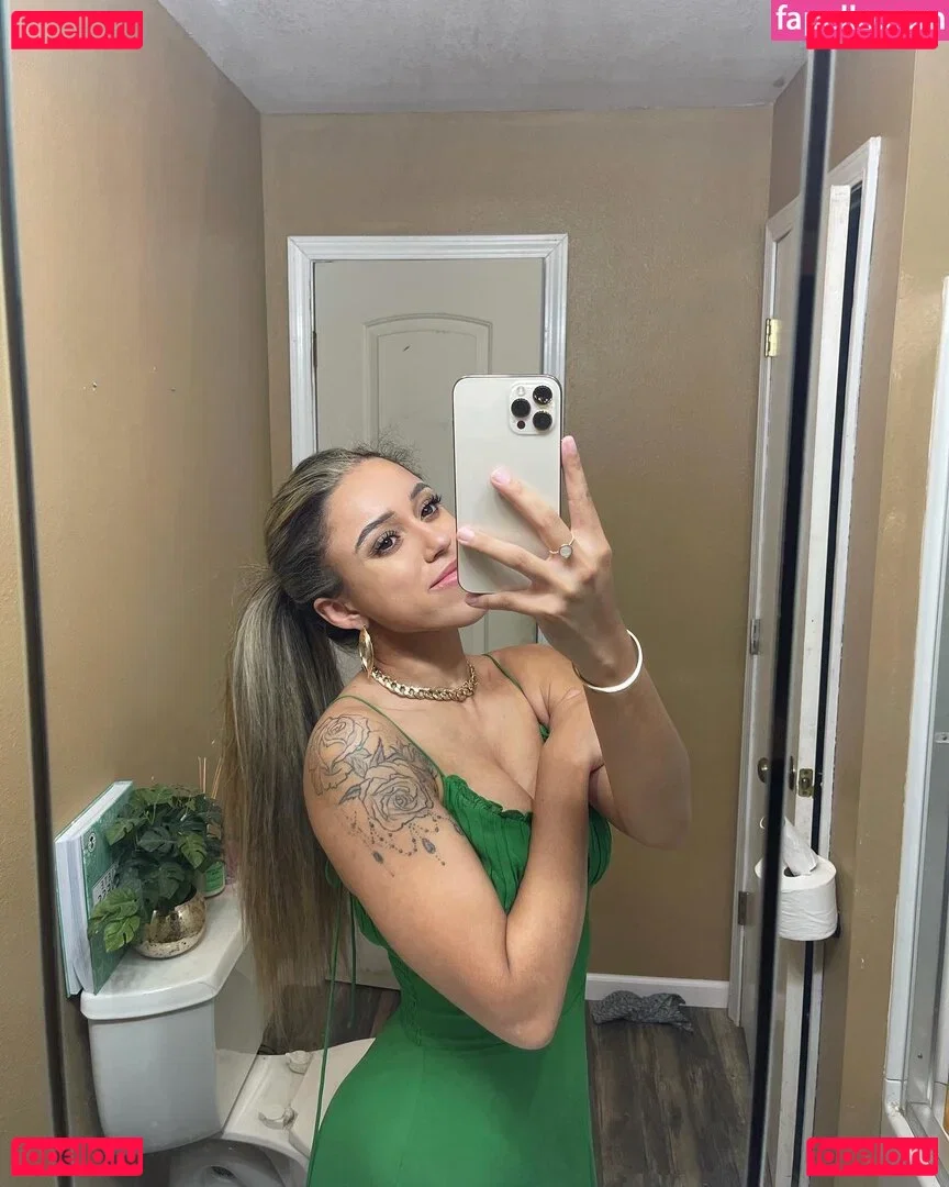 Macaiyla Onlyfans Photo Gallery 