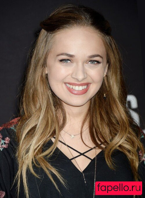 Alyssa Jirrels Onlyfans Photo Gallery 