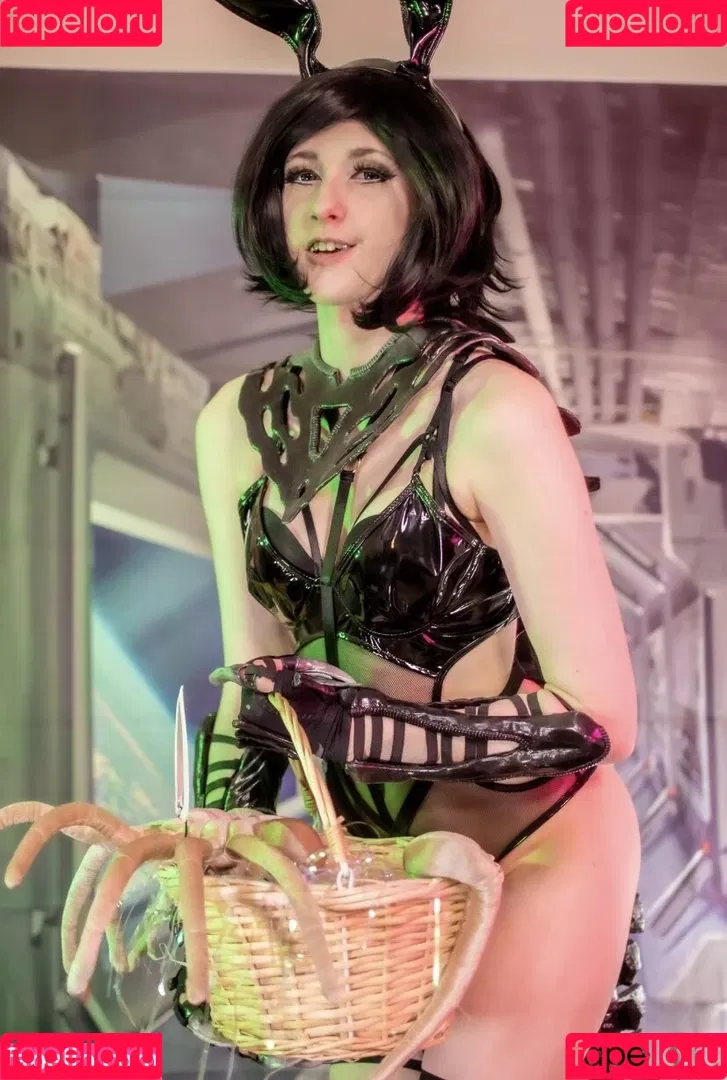 Labinnak Mangoloo Cosplay Onlyfans Photo Gallery 