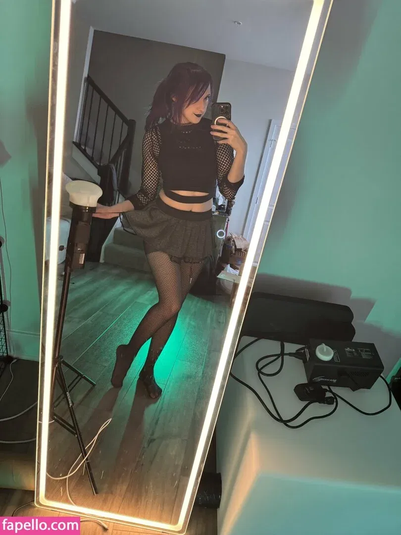 Labinnak Mangoloo Cosplay Onlyfans Photo Gallery 