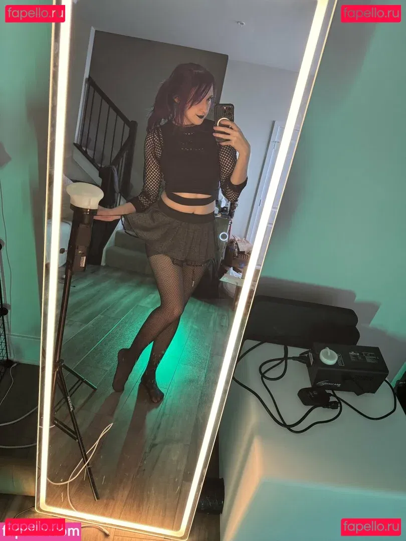 Labinnak Mangoloo Cosplay Onlyfans Photo Gallery 