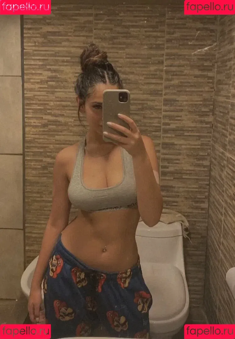 Meli Barroso Onlyfans Photo Gallery 