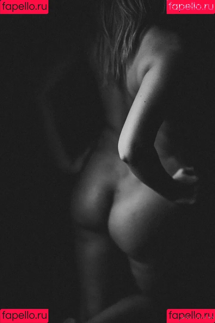 Laila Laurent Onlyfans Photo Gallery 