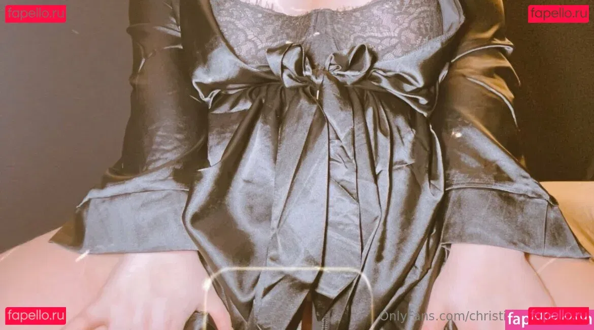 christinethequeenn Onlyfans Photo Gallery 