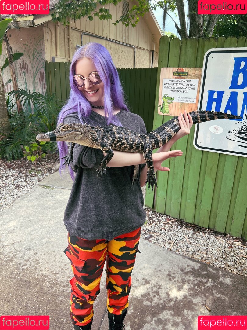 kinkynyrafree Onlyfans Photo Gallery 