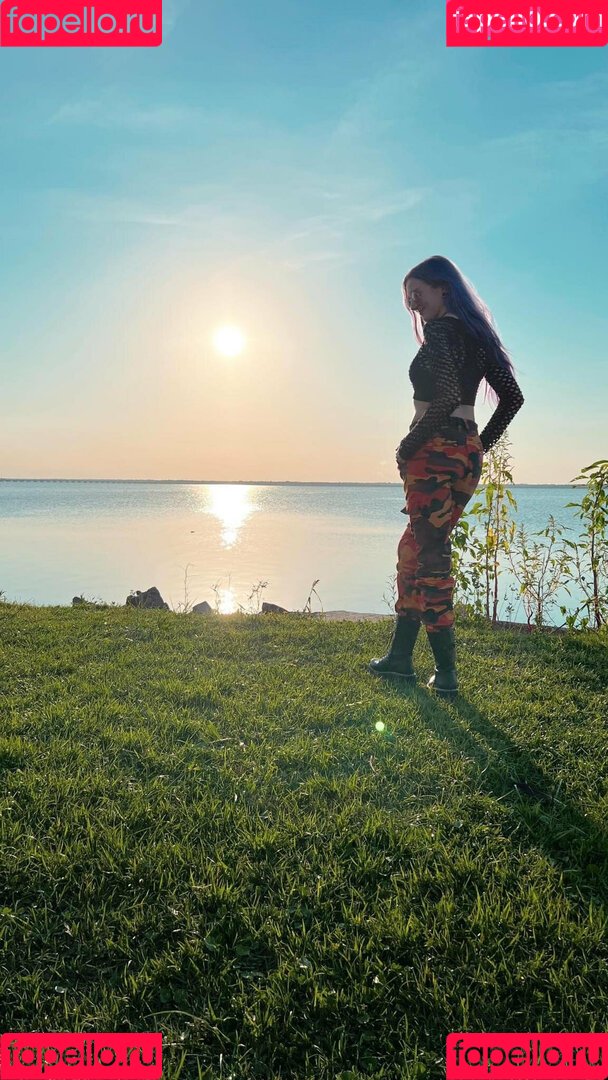 kinkynyrafree Onlyfans Photo Gallery 