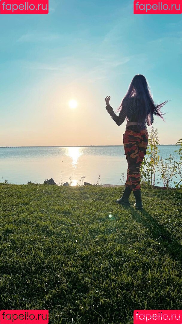 kinkynyrafree Onlyfans Photo Gallery 