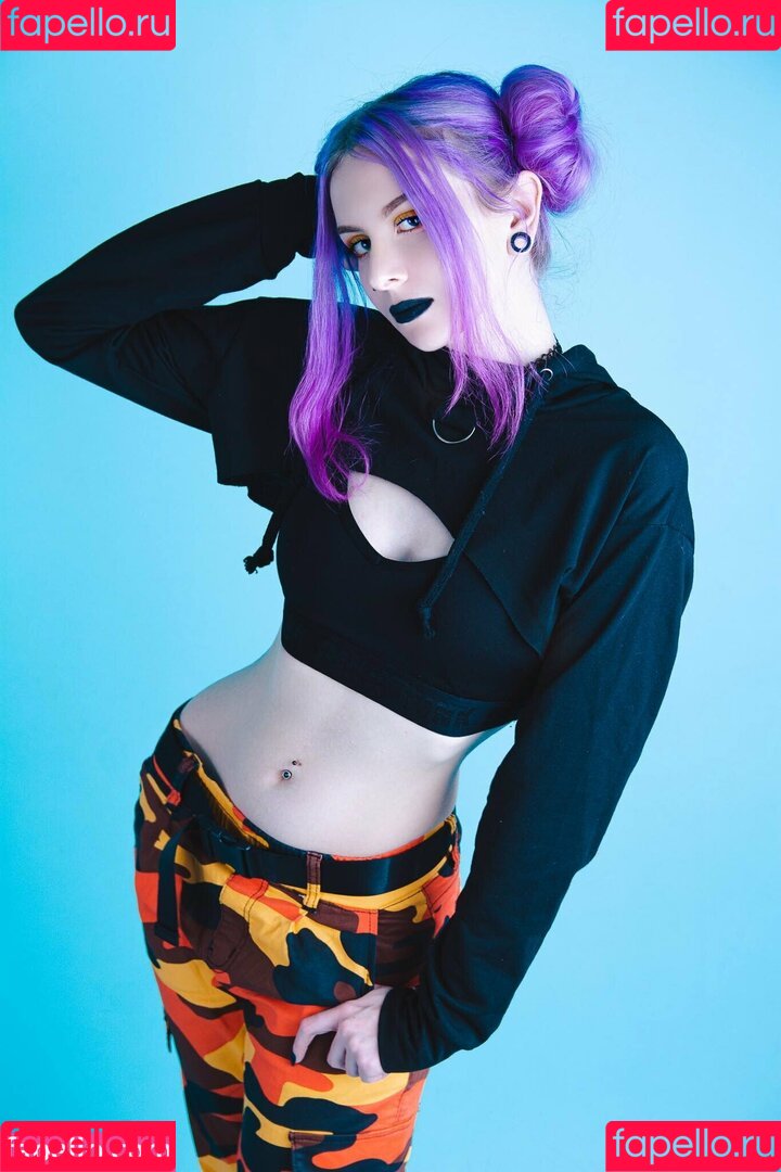 kinkynyrafree Onlyfans Photo Gallery 