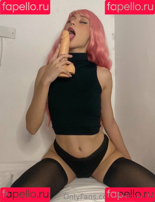 CallMeLulo Onlyfans Photo Gallery 