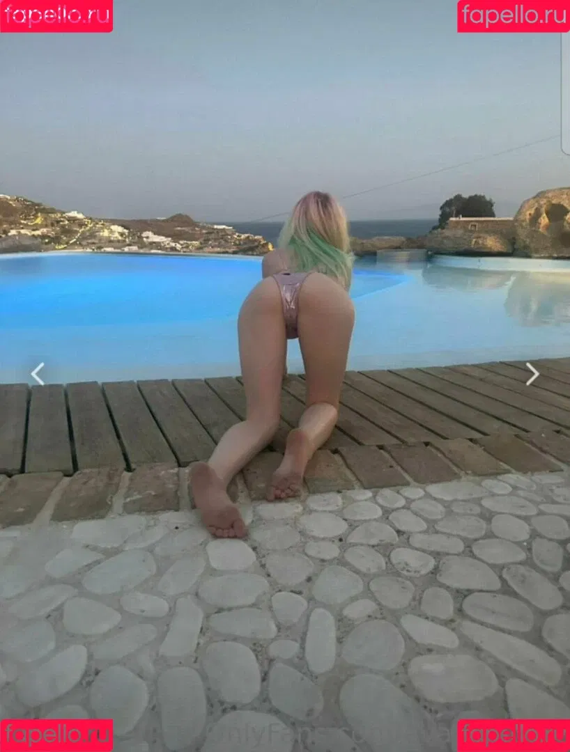 Evaaviolett Onlyfans Photo Gallery 