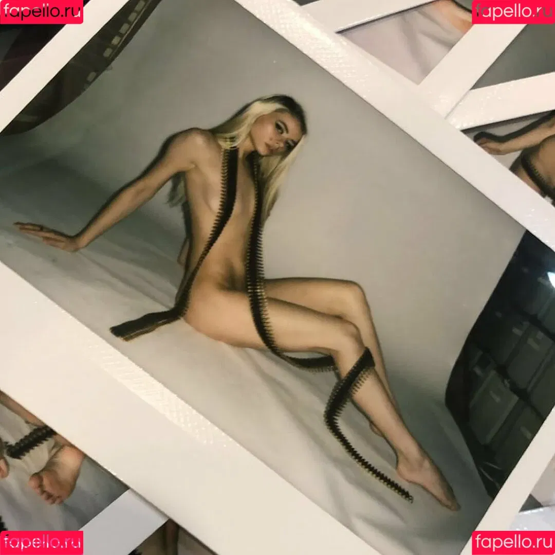 WO After Dark Onlyfans Photo Gallery 