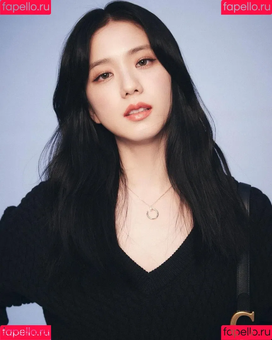 Jisoo Onlyfans Photo Gallery 