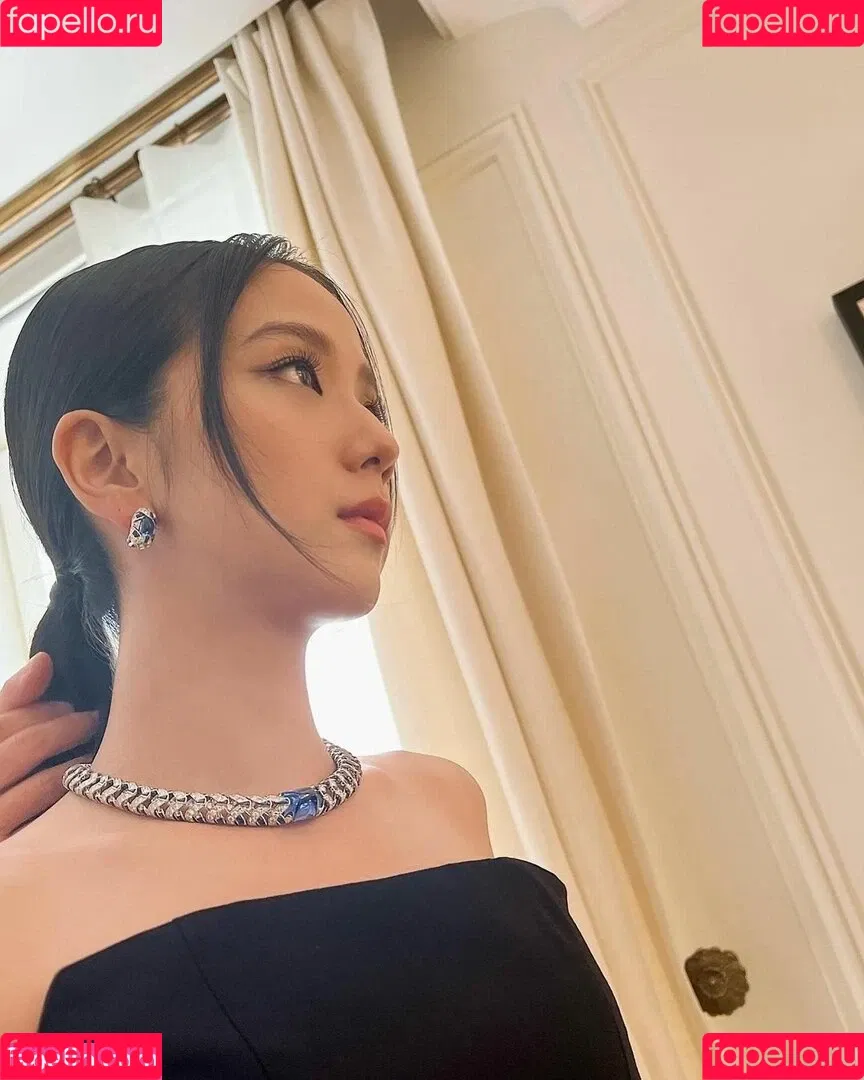 Jisoo Onlyfans Photo Gallery 