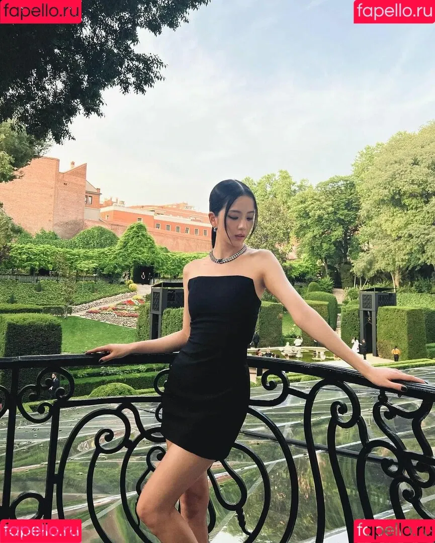 Jisoo Onlyfans Photo Gallery 