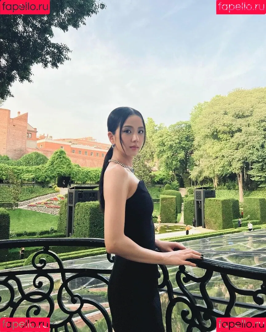 Jisoo Onlyfans Photo Gallery 