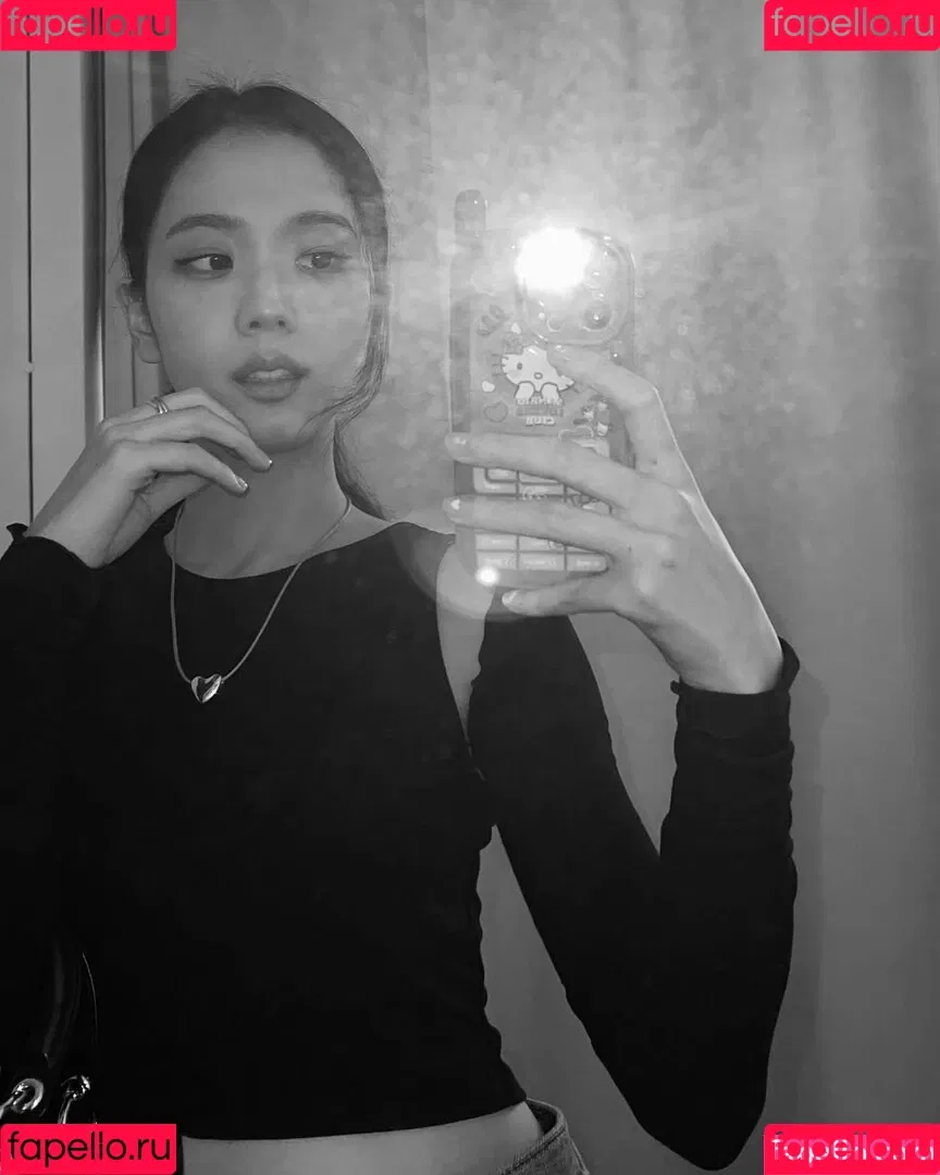 Jisoo Onlyfans Photo Gallery 