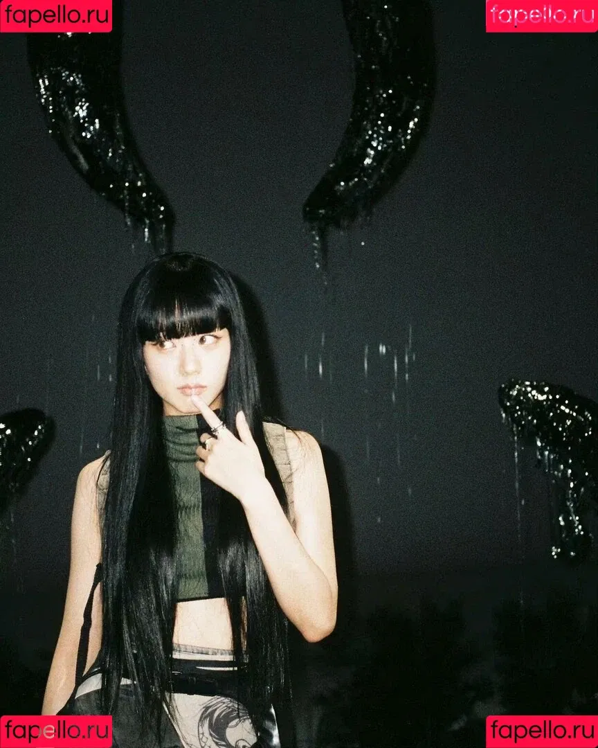 Jisoo Onlyfans Photo Gallery 