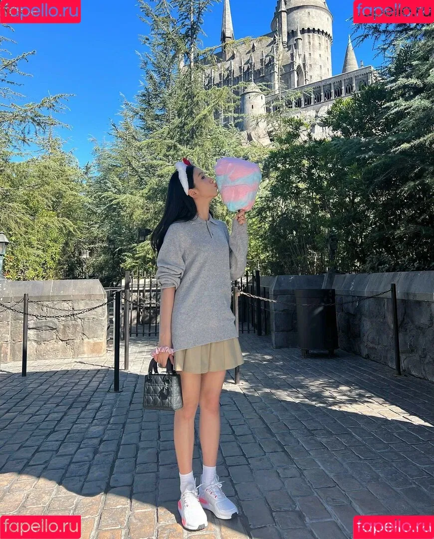 Jisoo Onlyfans Photo Gallery 