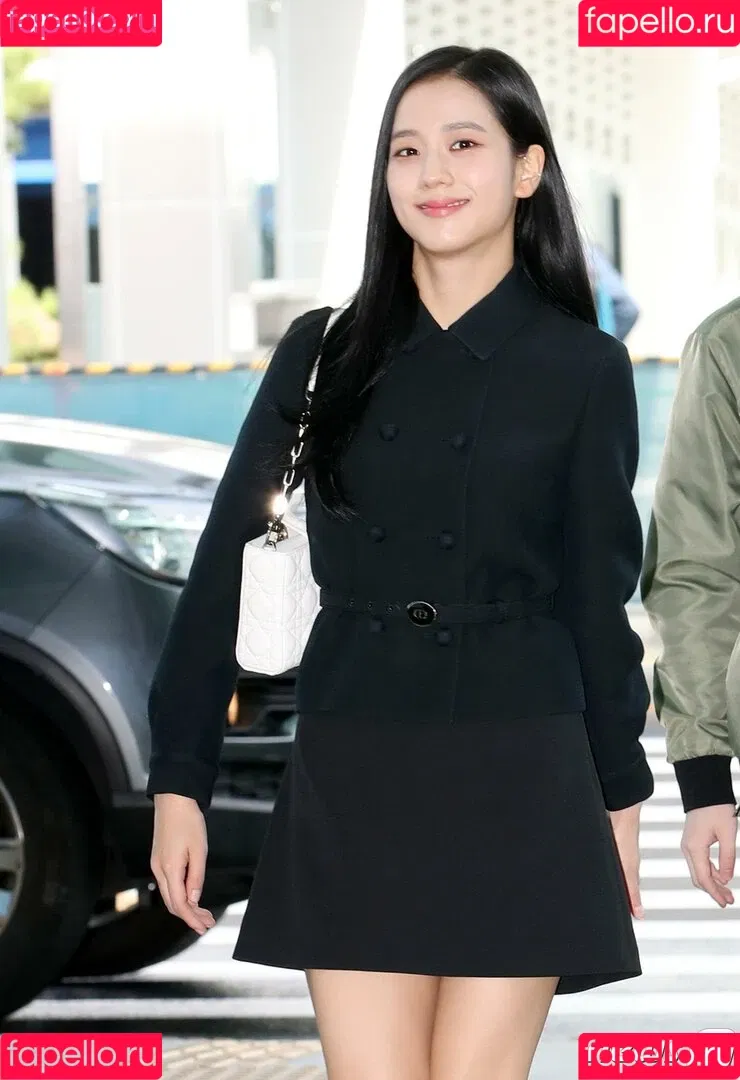 Jisoo Onlyfans Photo Gallery 