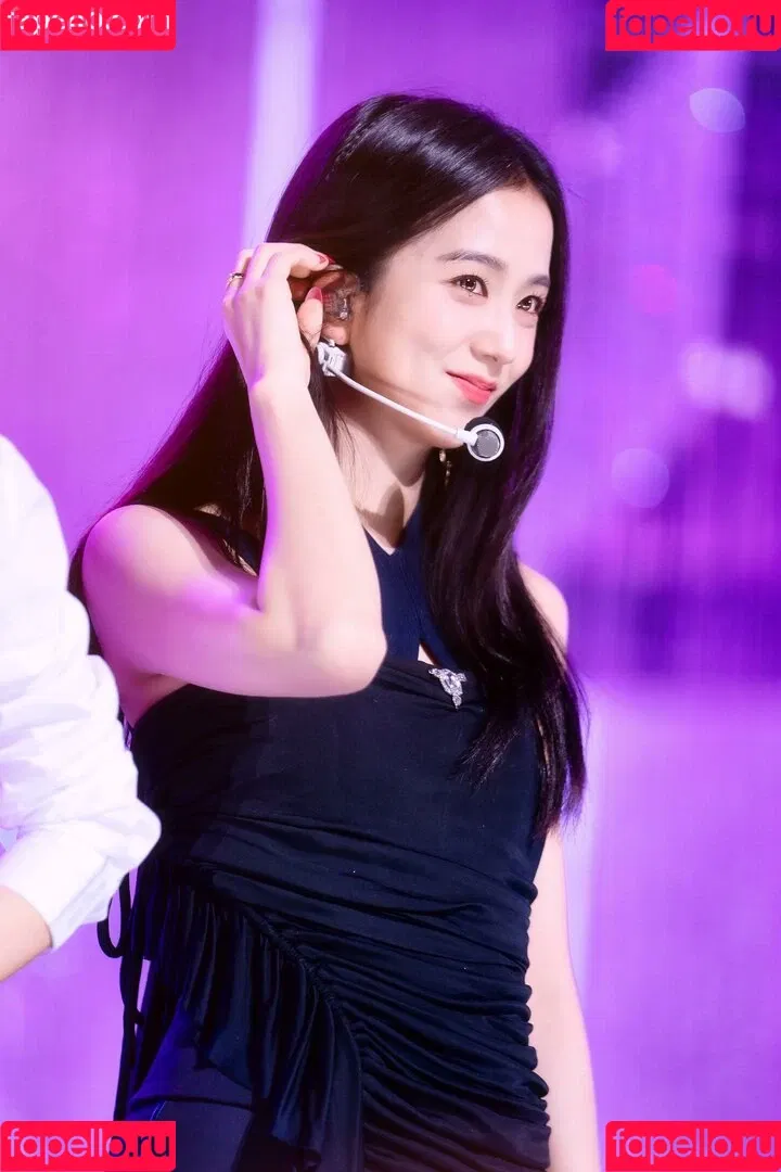 Jisoo Onlyfans Photo Gallery 