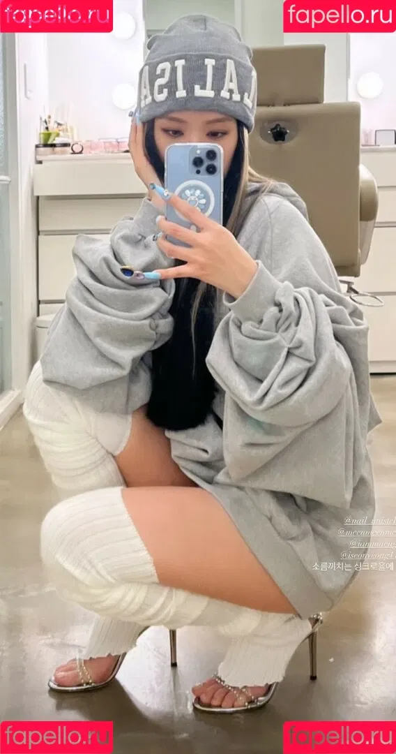 Jisoo Onlyfans Photo Gallery 