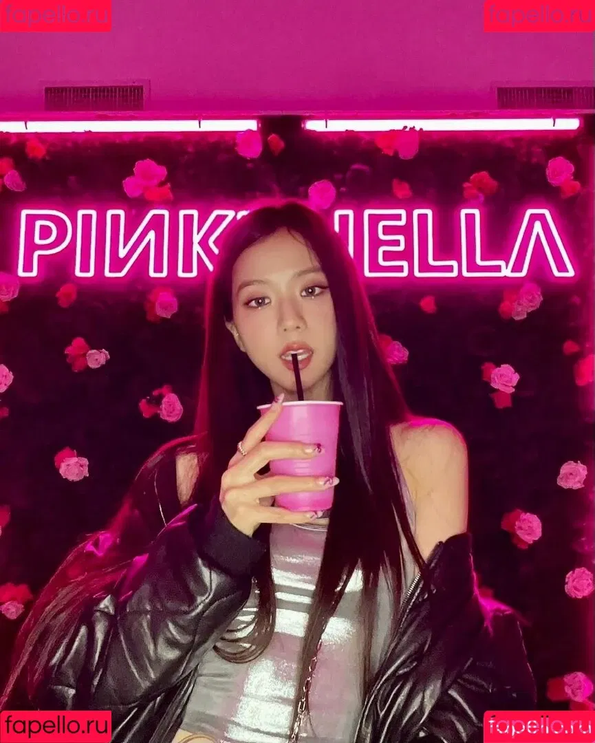 Jisoo Onlyfans Photo Gallery 