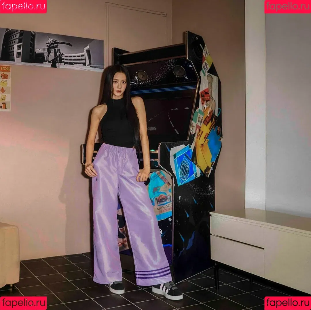 Jisoo Onlyfans Photo Gallery 