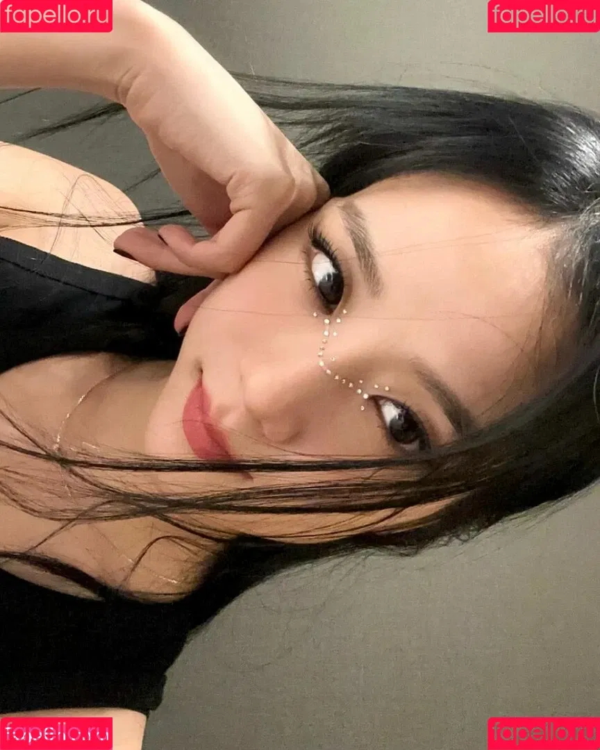 Jisoo Onlyfans Photo Gallery 