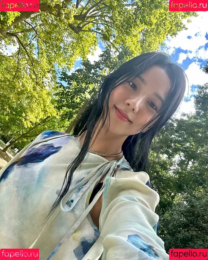 Jisoo Onlyfans Photo Gallery 