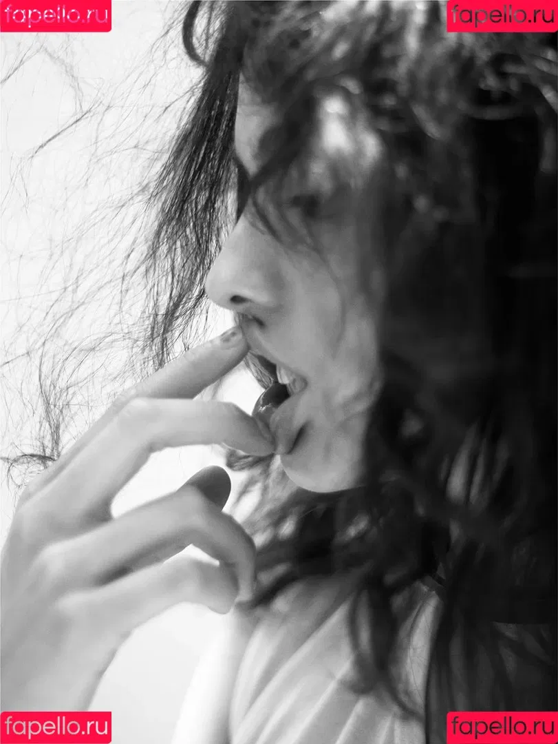 Margaret Qualley Onlyfans Photo Gallery 