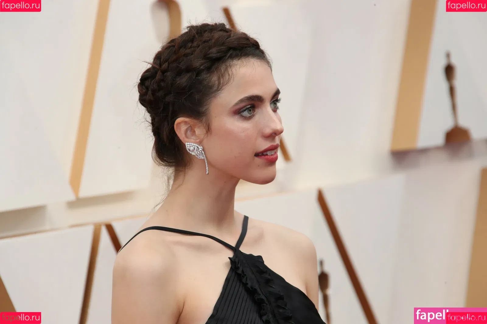 Margaret Qualley Onlyfans Photo Gallery 
