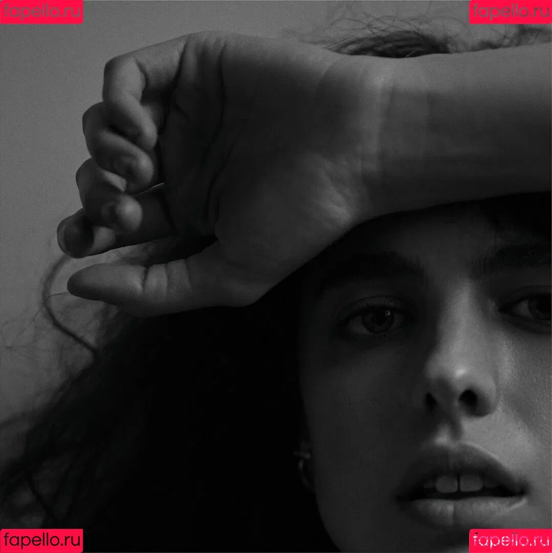 Margaret Qualley Onlyfans Photo Gallery 