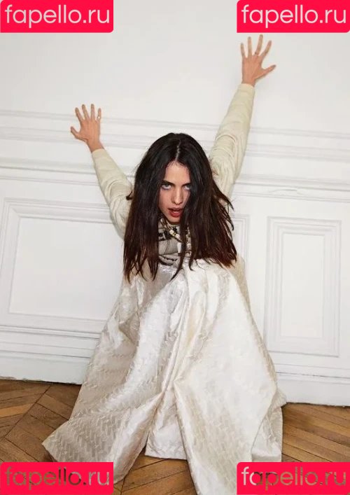 Margaret Qualley Onlyfans Photo Gallery 