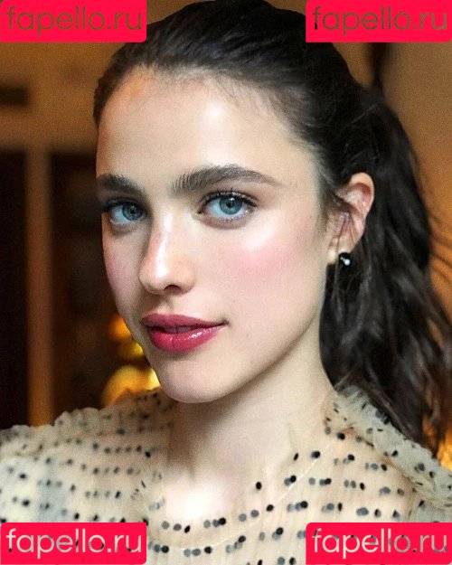 Margaret Qualley Onlyfans Photo Gallery 