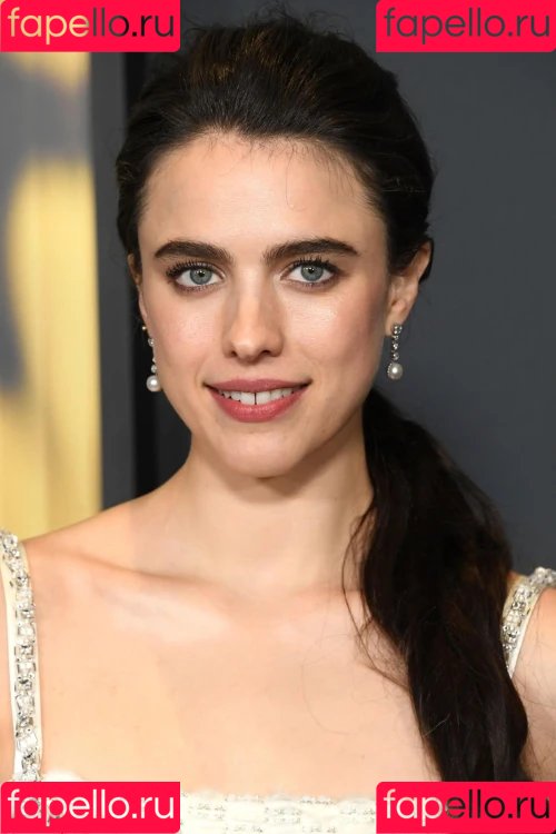 Margaret Qualley Onlyfans Photo Gallery 