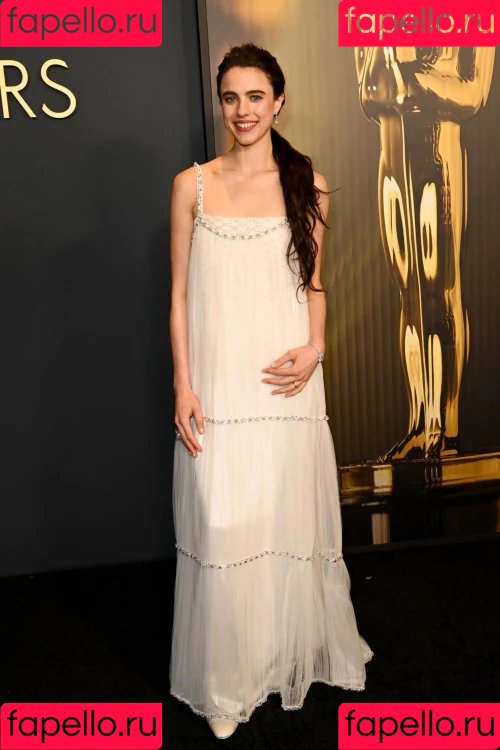 Margaret Qualley Onlyfans Photo Gallery 