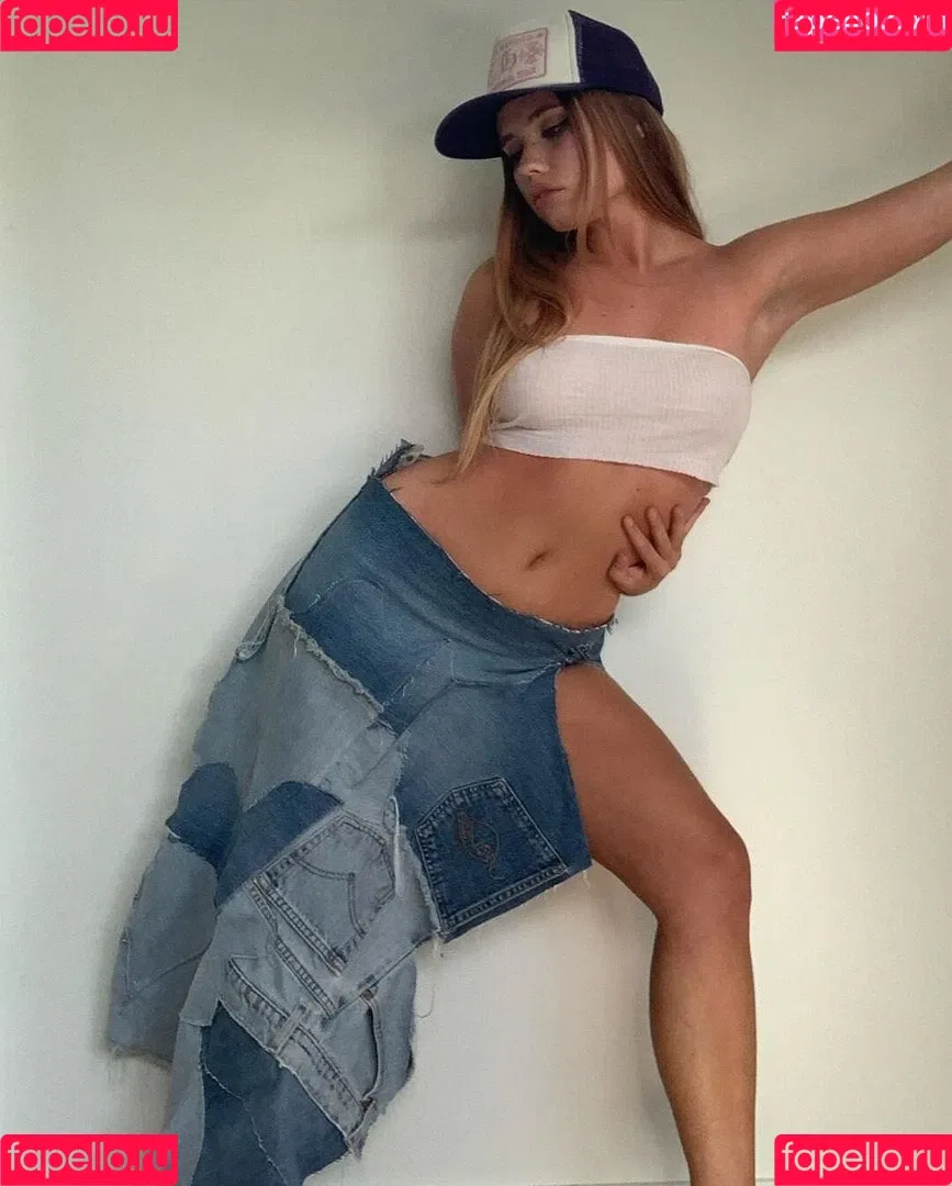 Lexee Smith Onlyfans Photo Gallery 