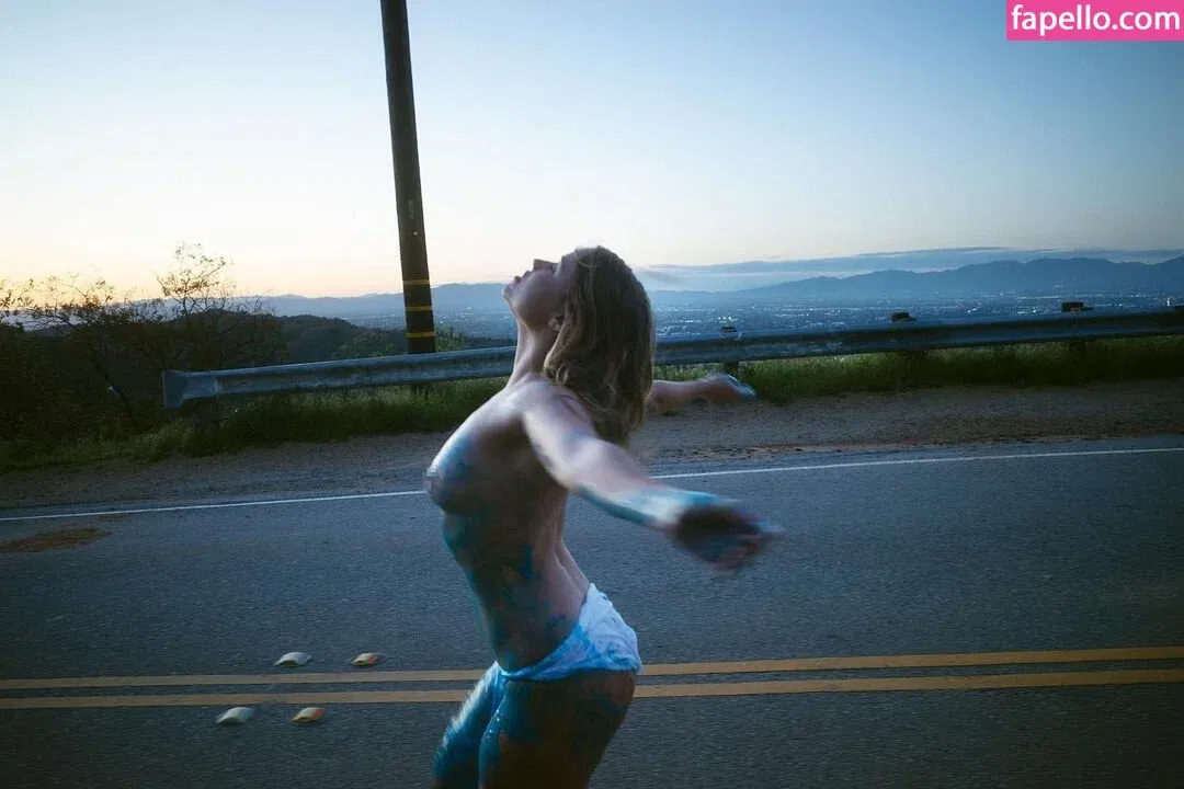 Lexee Smith Onlyfans Photo Gallery 