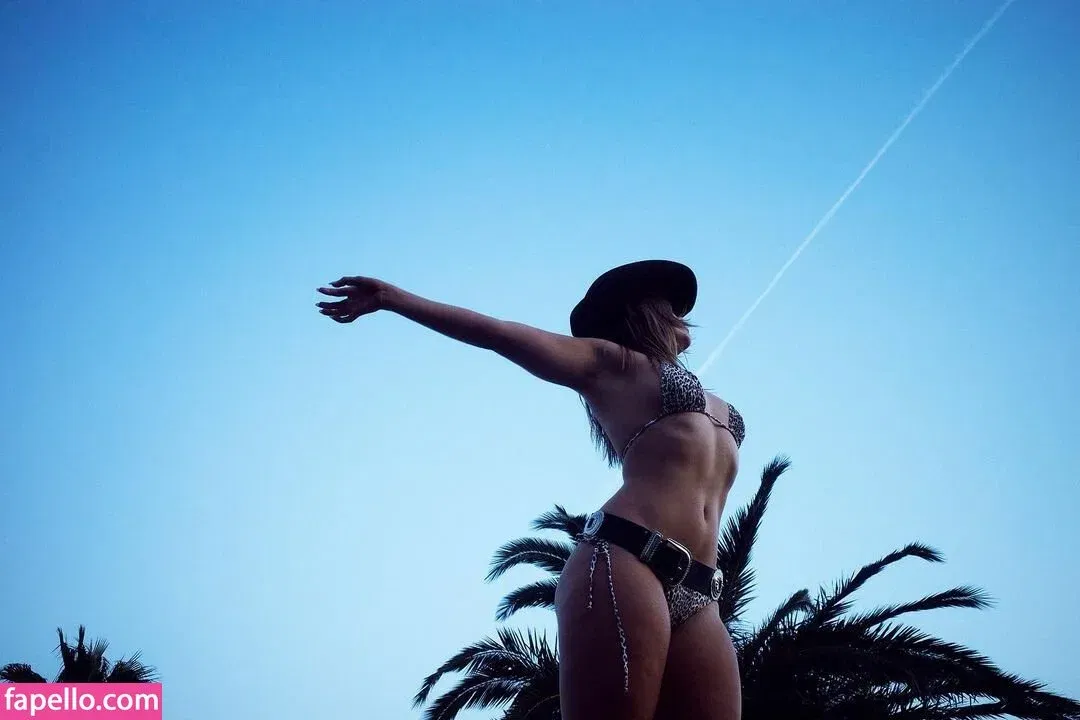 Lexee Smith Onlyfans Photo Gallery 