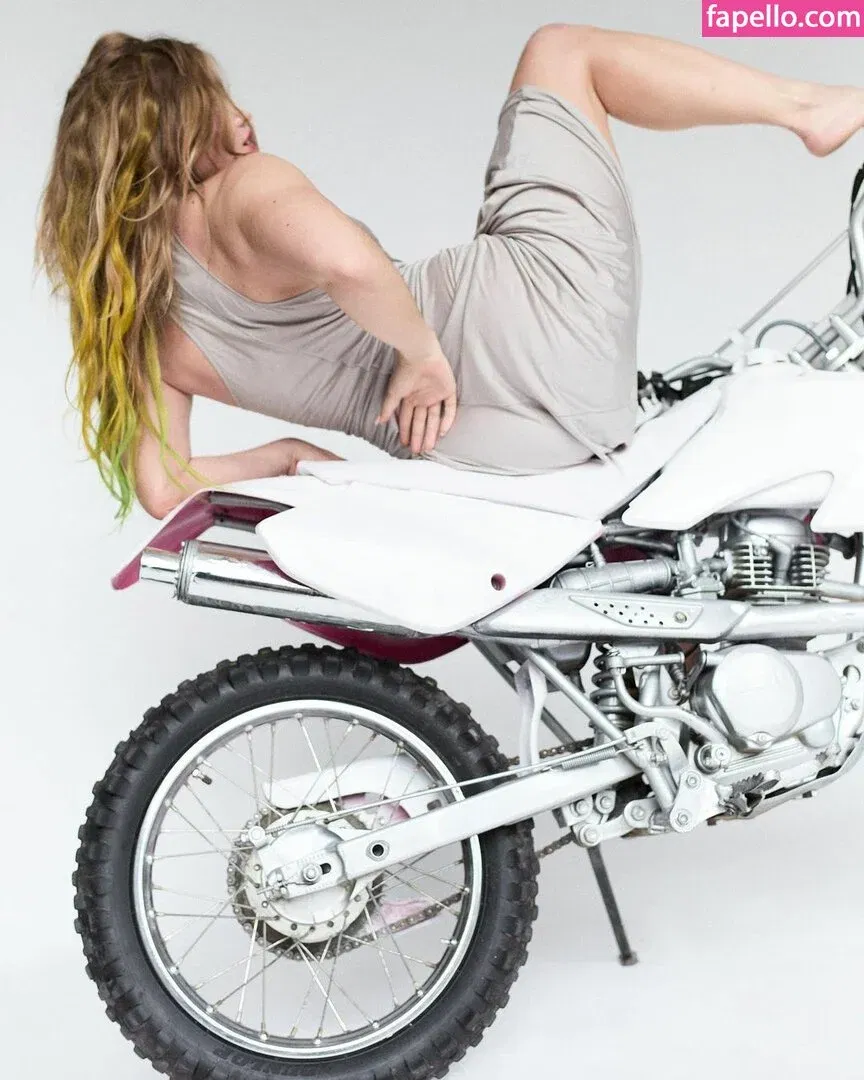 Lexee Smith Onlyfans Photo Gallery 