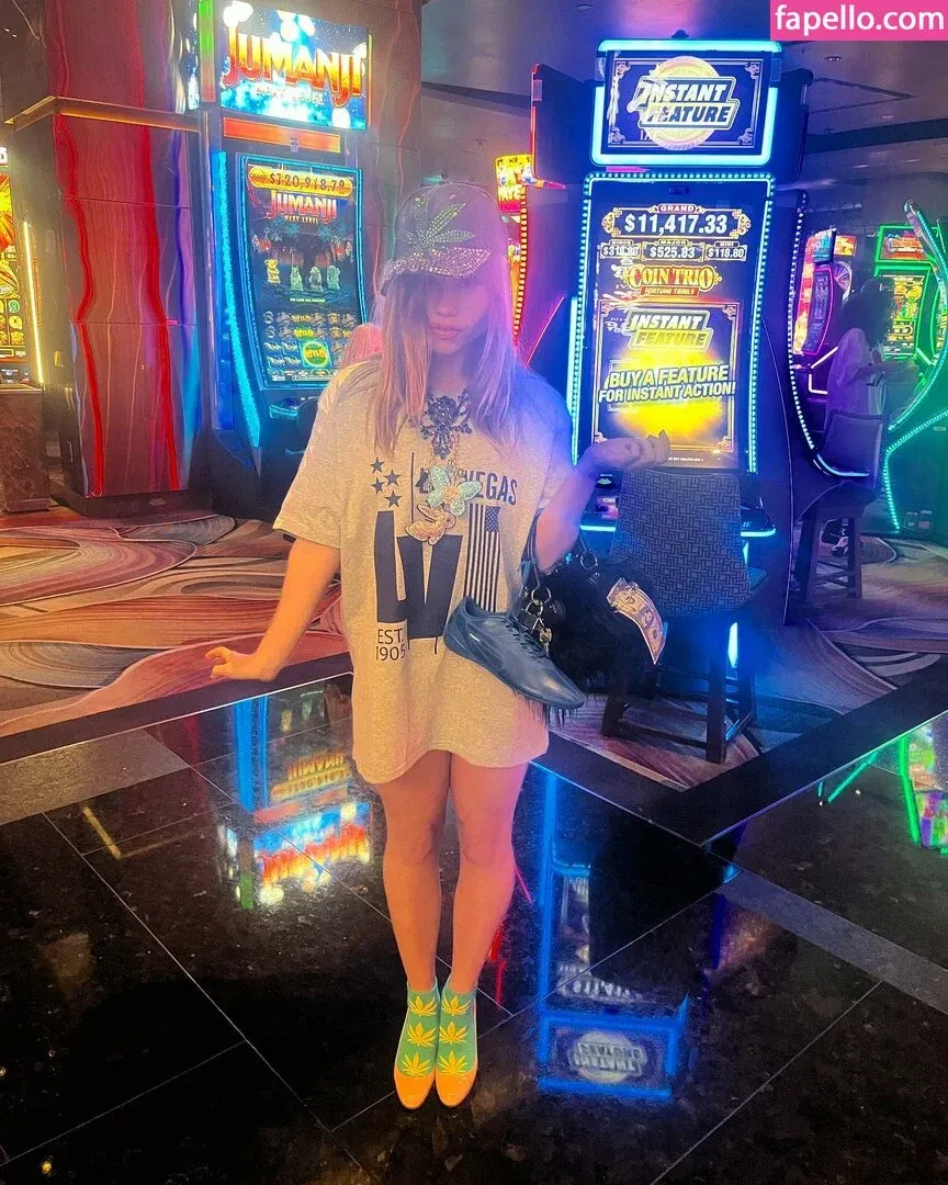 Lexee Smith Onlyfans Photo Gallery 