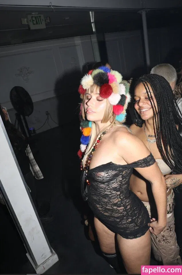 Lexee Smith Onlyfans Photo Gallery 