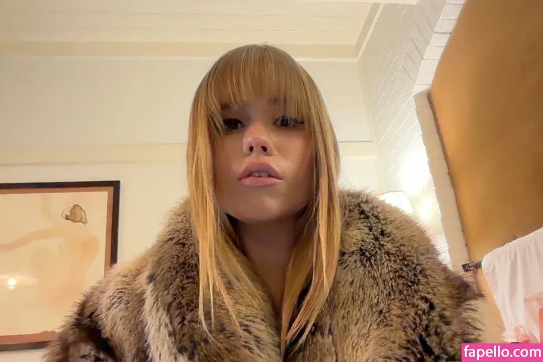 Lexee Smith Onlyfans Photo Gallery 